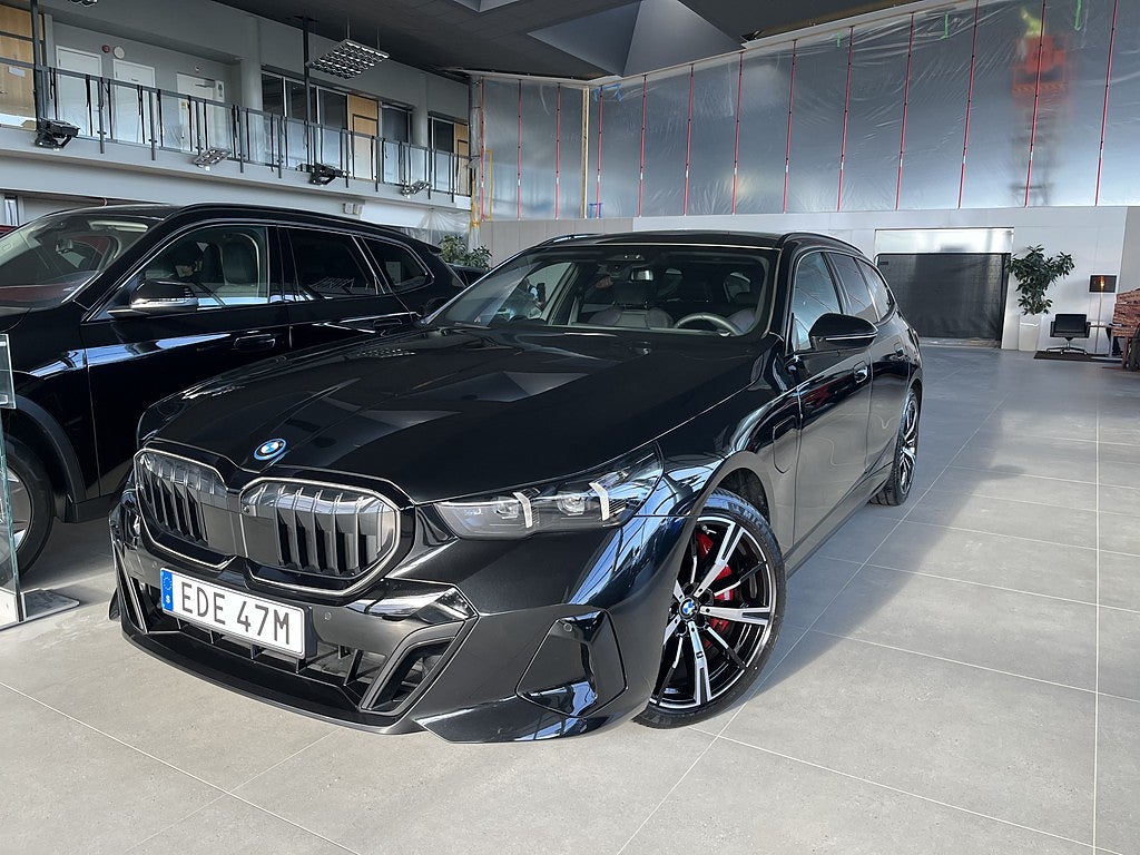 BMW 550e xDrive Touring M Sport Pro Drag H/K 20" Panorama RattV