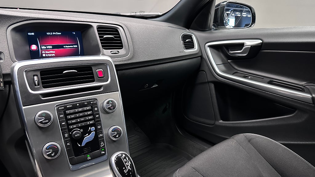 Volvo V60 Cross Country 2016 - miniatyr 11