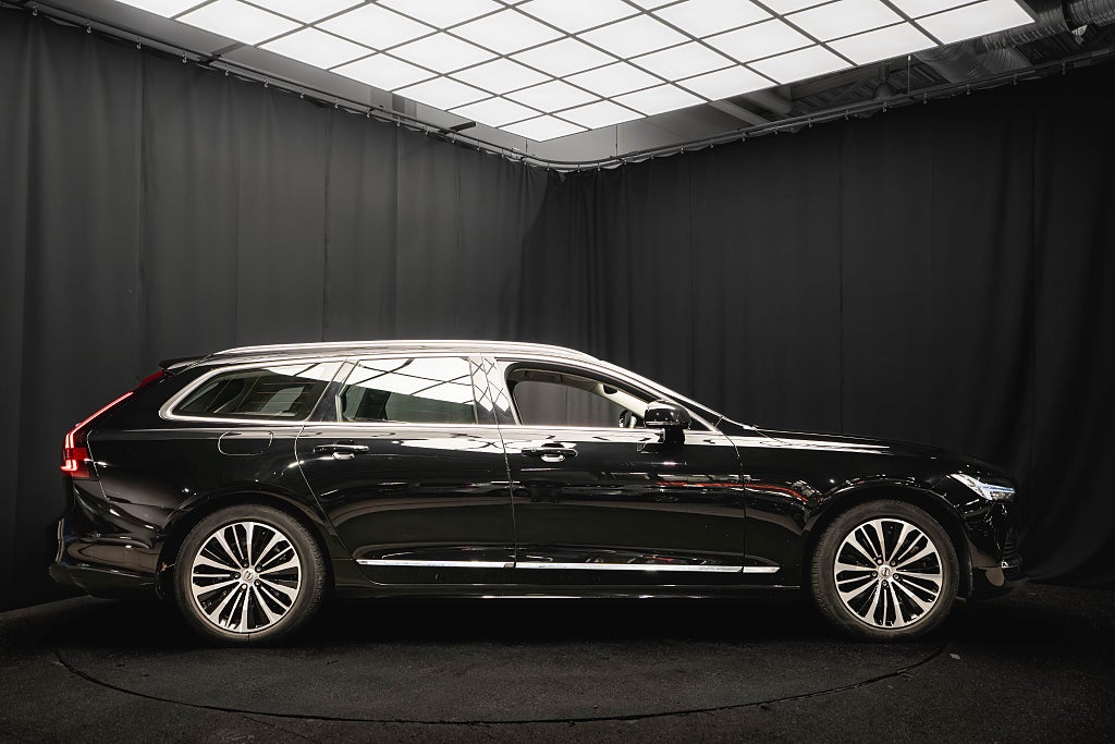 Volvo V90 Recharge T6 AWD DRAG 360° 99.4%SoH BLIS 1-ÄGARE MOMS