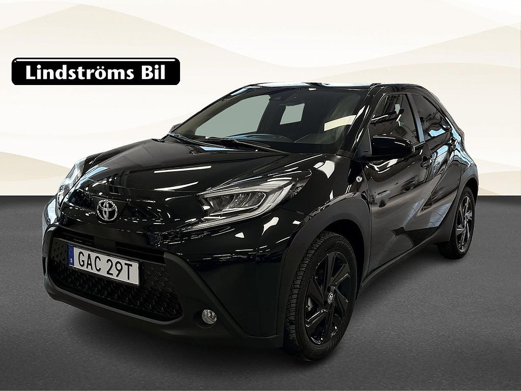 Toyota Aygo X Eco Safety Sense TSS 1.0 72hk V-hjul MOMS