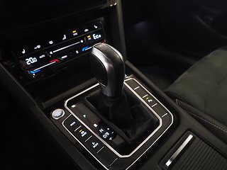 Kombi Volkswagen Passat 17 av 24