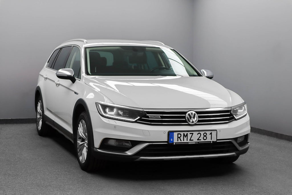 Volkswagen Passat Alltrack 2.0 TDI 190hk 4M Alltrack Executive Business Cockpit
