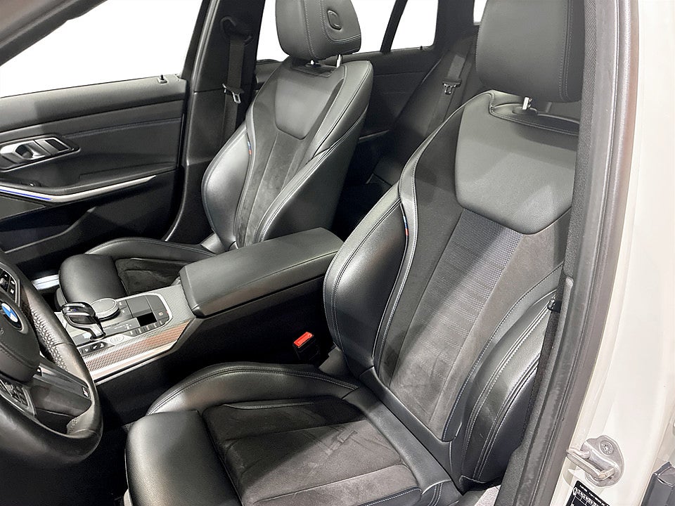 Bild på BMW 320D Touring M-Sport xDrive 190hk Aut CARPLAY B-KAMERA 