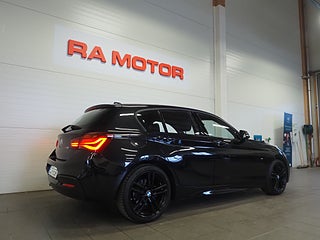 Halvkombi BMW 118I 5 av 22