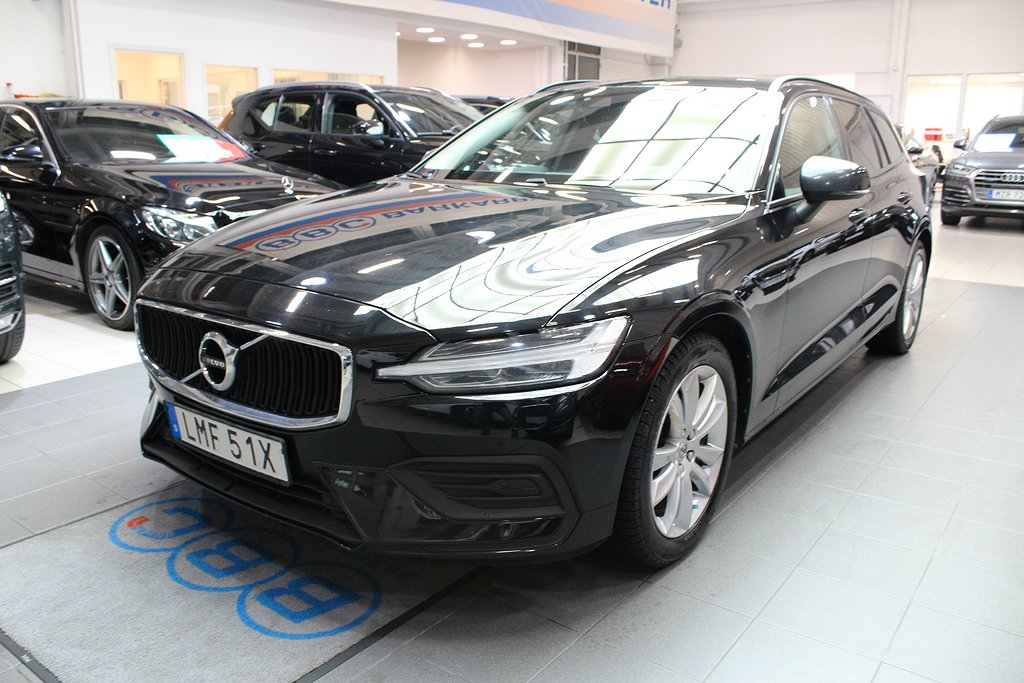 Volvo V60 D3 AWD Momentum Automat / VOC 