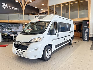Husbil-halvintegrerad Adria TWIN 600 SP AXESS