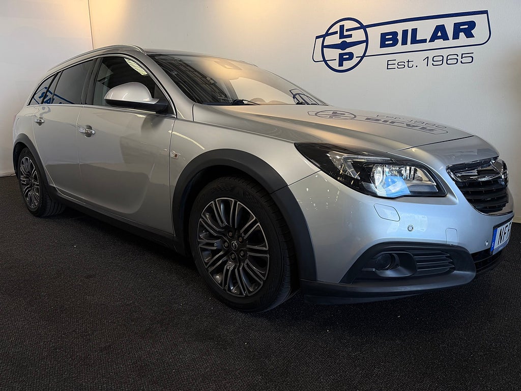 Opel Insignia Country Tourer 2.0 CDTI 4x4 Business | Dragkrok | Vhjul