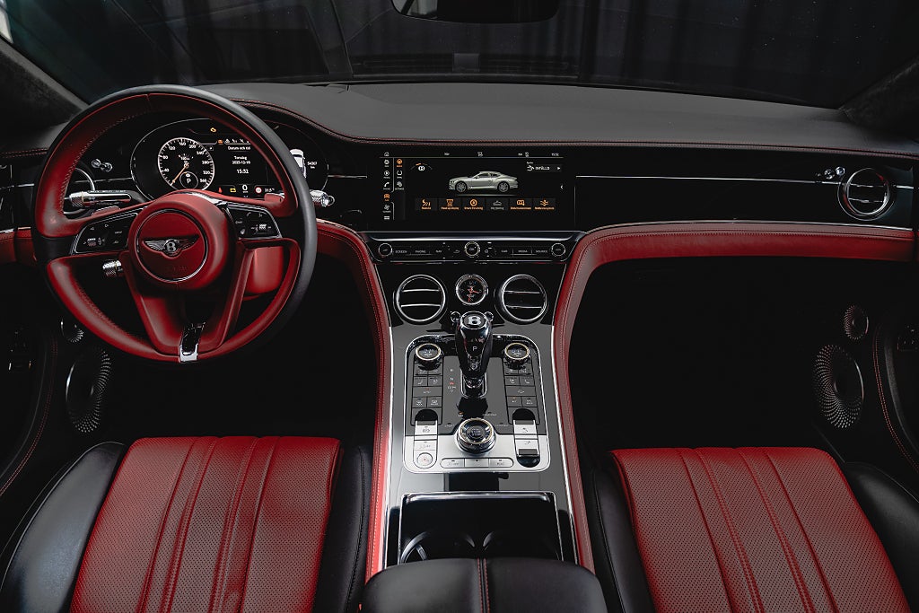 Gallery image 12 of 14