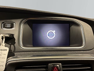 Volvo V40 Cross Country T3 Momentum Aut Värmare Kamera S&V