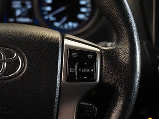 SUV Toyota Land Cruiser 13 av 24