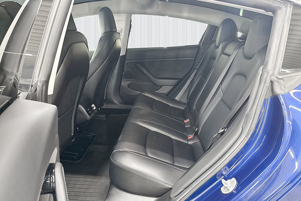 Tesla Model 3 2019
