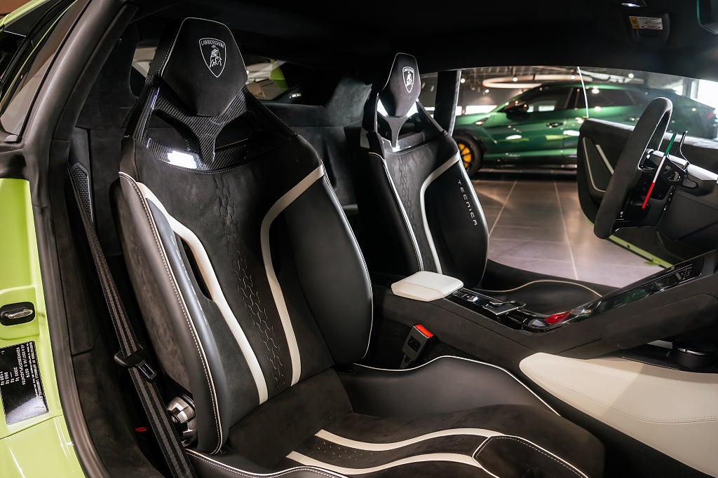 Gallery image 11 of 17