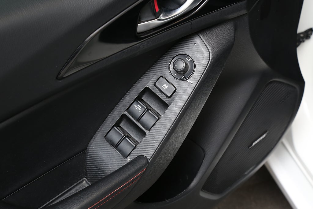 Mazda 3 2,2 DE SKYACTIV-D Optimum Aut Head-up BOSE Skinn Drag 2015