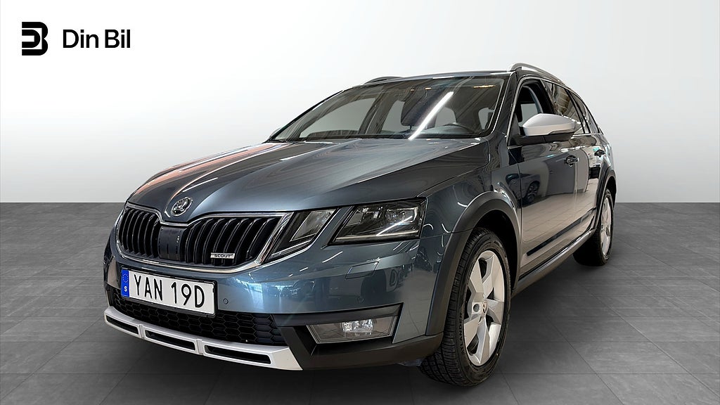 Skoda Octavia Scout 2.0 TDI 4x4 Drag Värmare B-Kamera