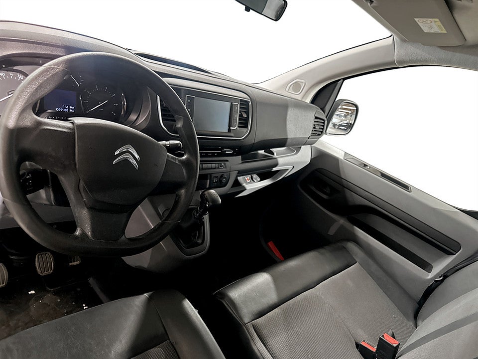 Bild på Citroën Jumpy PRO Business 2.0 BHDi 122hk MOTORVÄRMARE