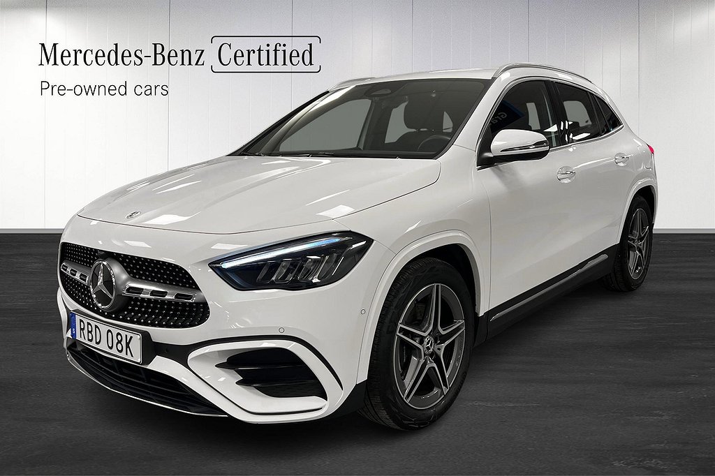 Mercedes-Benz GLA 200 AMG / Dragkrok / Rattvärme