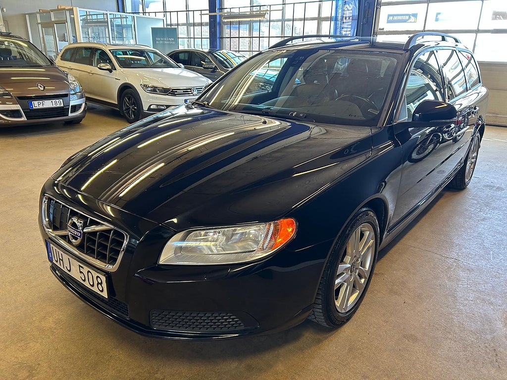 Volvo V70 D2 Euro 5 *Nyserv*Bluetooth