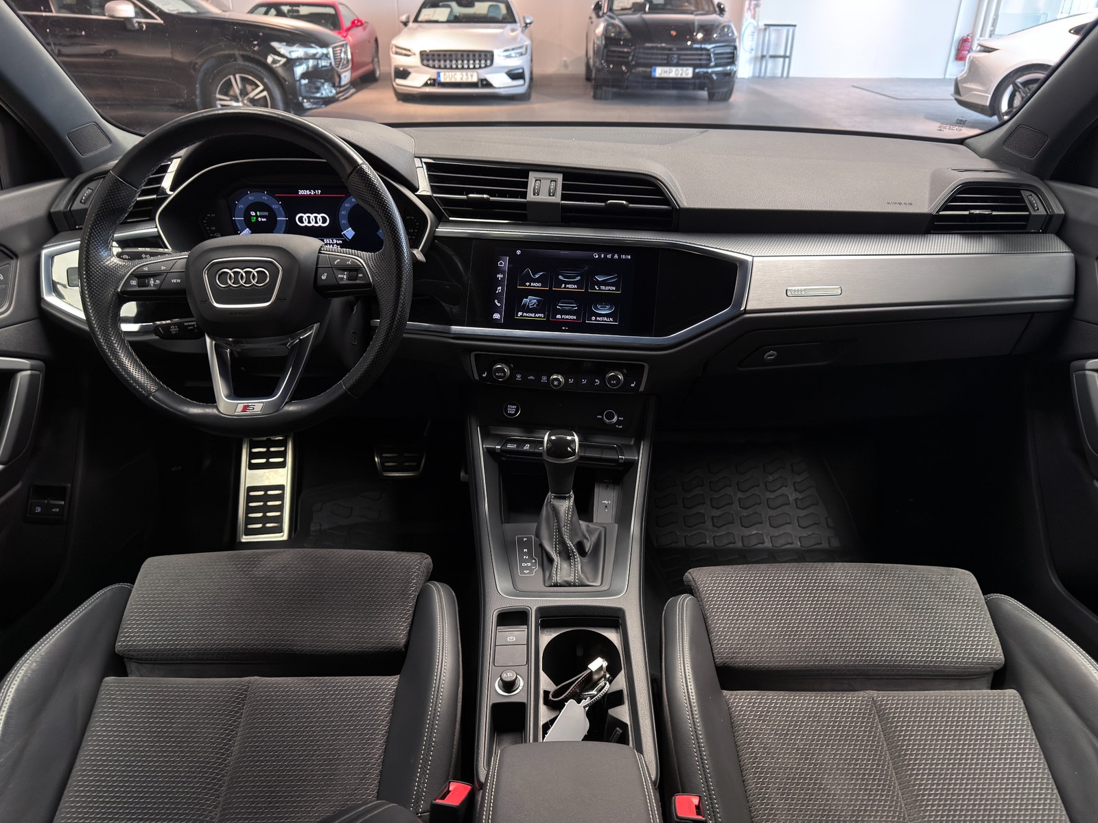 Audi Q3 45 TFSI e 245hk S-line | Dragkrok | Svart Optikpaket 2021 - miniatyr 10