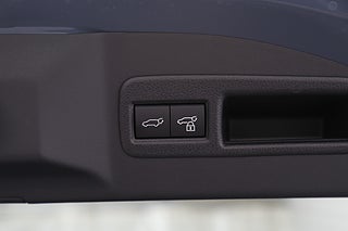 SUV Subaru Solterra 9 av 27