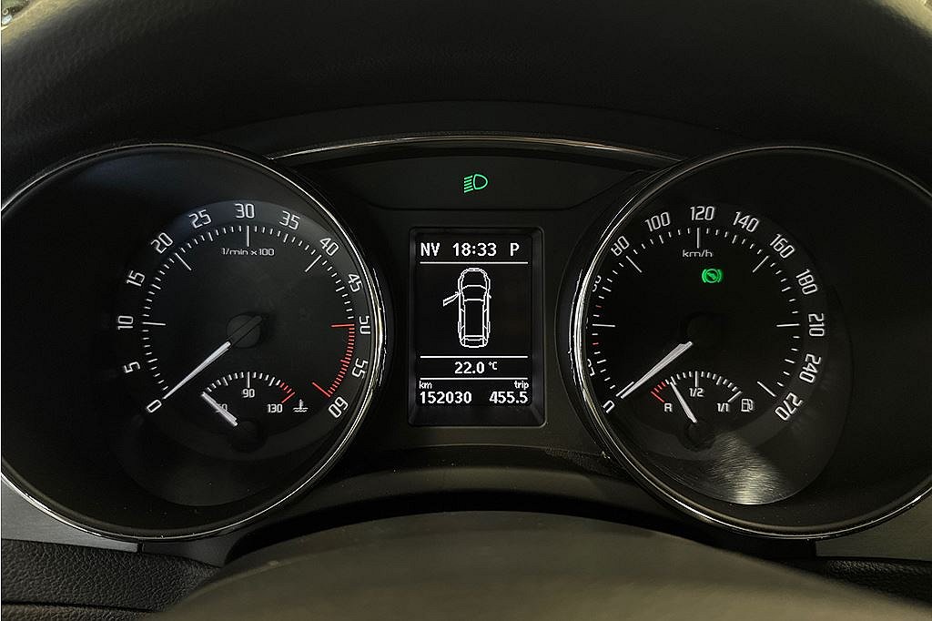 Skoda Superb Superb, 2.0 TDI 4X4 Elegance, Drag, Navi, 2 brukare