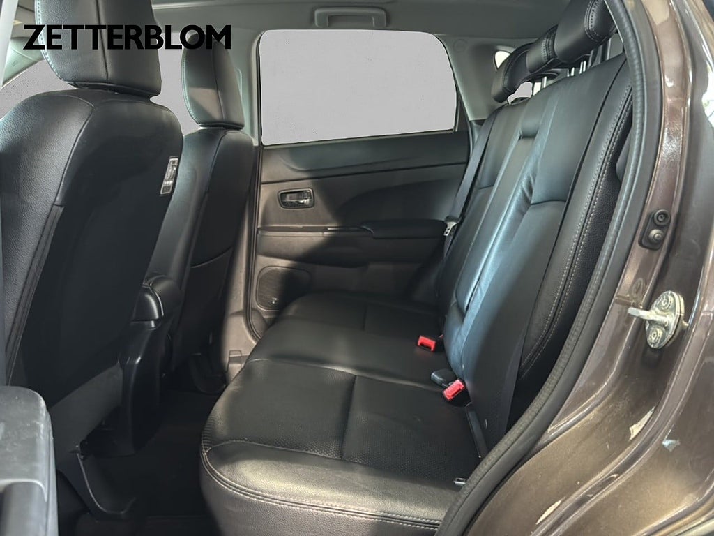 Kombi Mitsubishi ASX 9 av 17