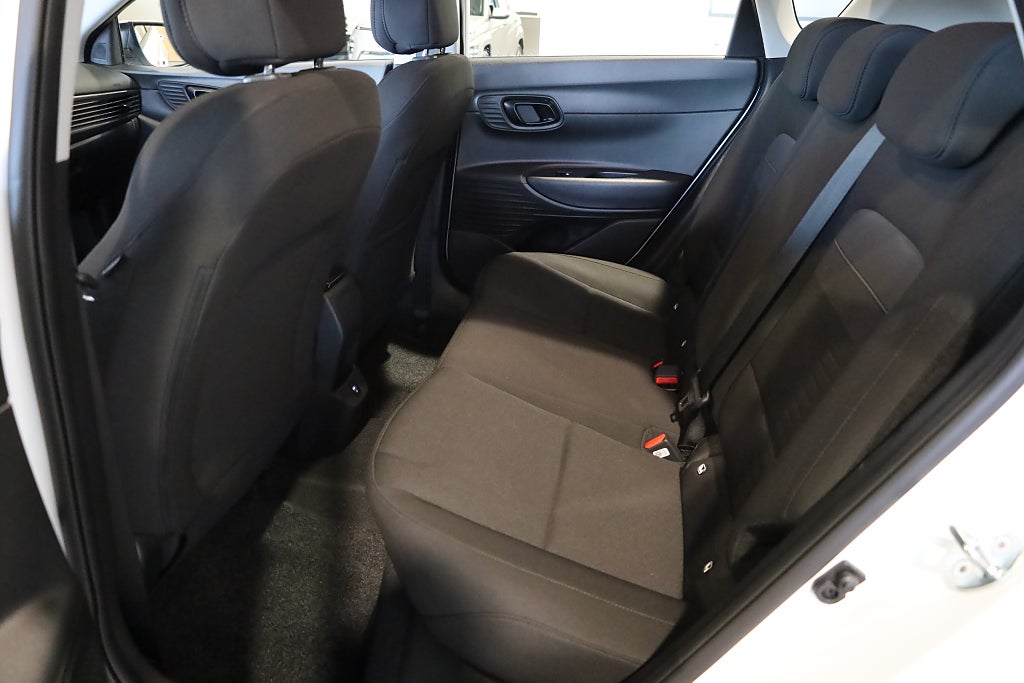 Hyundai Bayon 1.2 MPi Kamera CarPlay Leasbar 2025