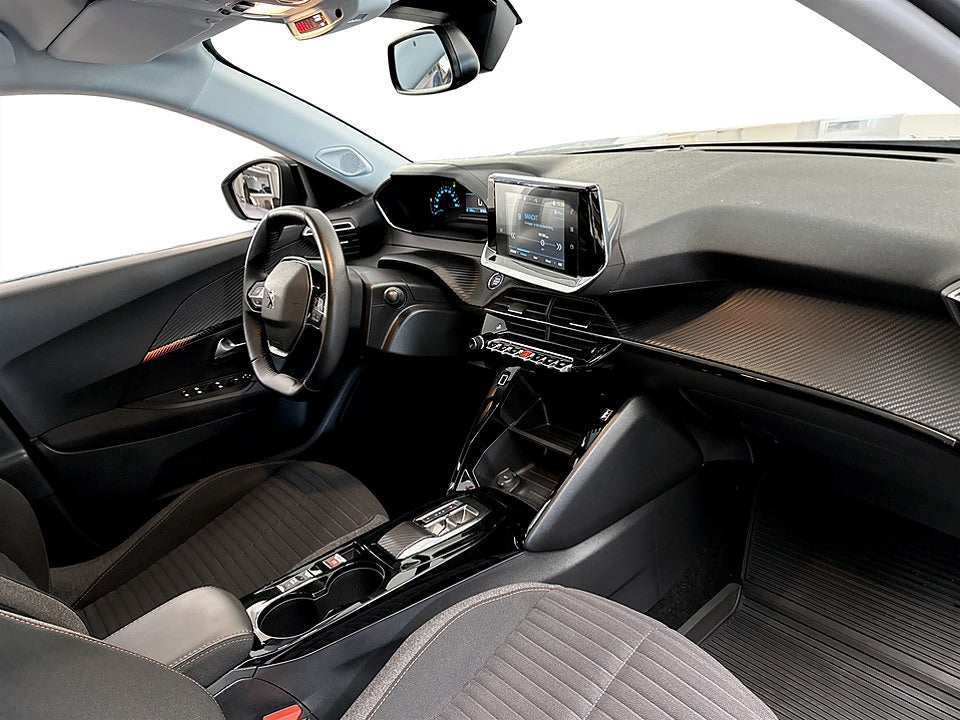 Bild på Peugeot e-2008 Active 50 kWh 136hk Aut CARPLAY