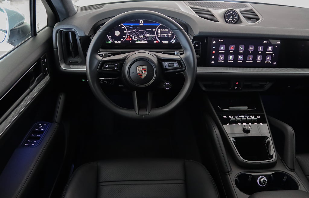 Porsche Cayenne Coupé E-Hybrid SportDesign BOSE Passagerardisplay MOMS