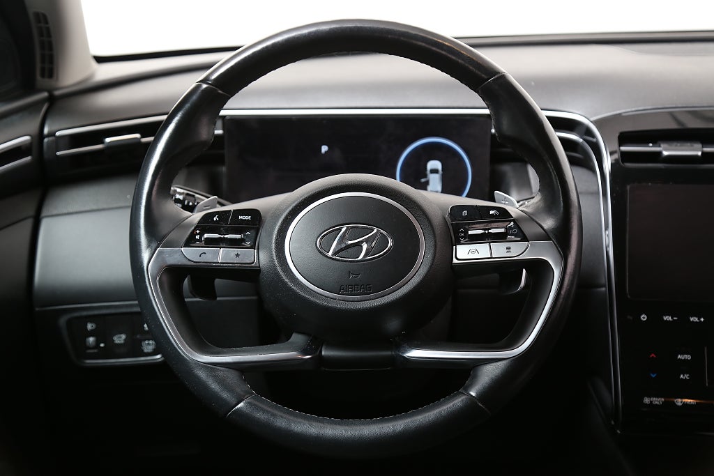 Hyundai Tucson 1,6 T-GDi HEV 230hk 6AT 4WD Essential Motorvärmare 2021