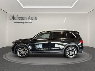 SUV Mercedes-Benz GLB 2 av 10