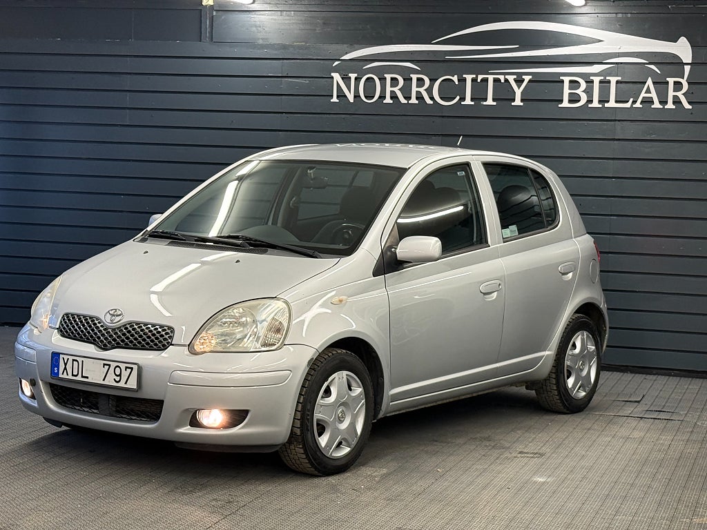 Toyota Yaris 5-dörrar 1.0 VVT-i / 11900 Mil