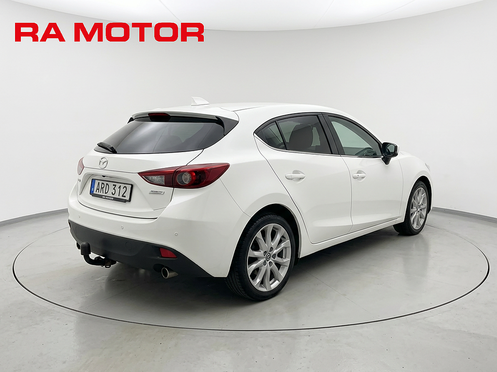 Mazda 3 2,2 DE SKYACTIV-D Vision 150hk Navi P-sensor Drag 2015