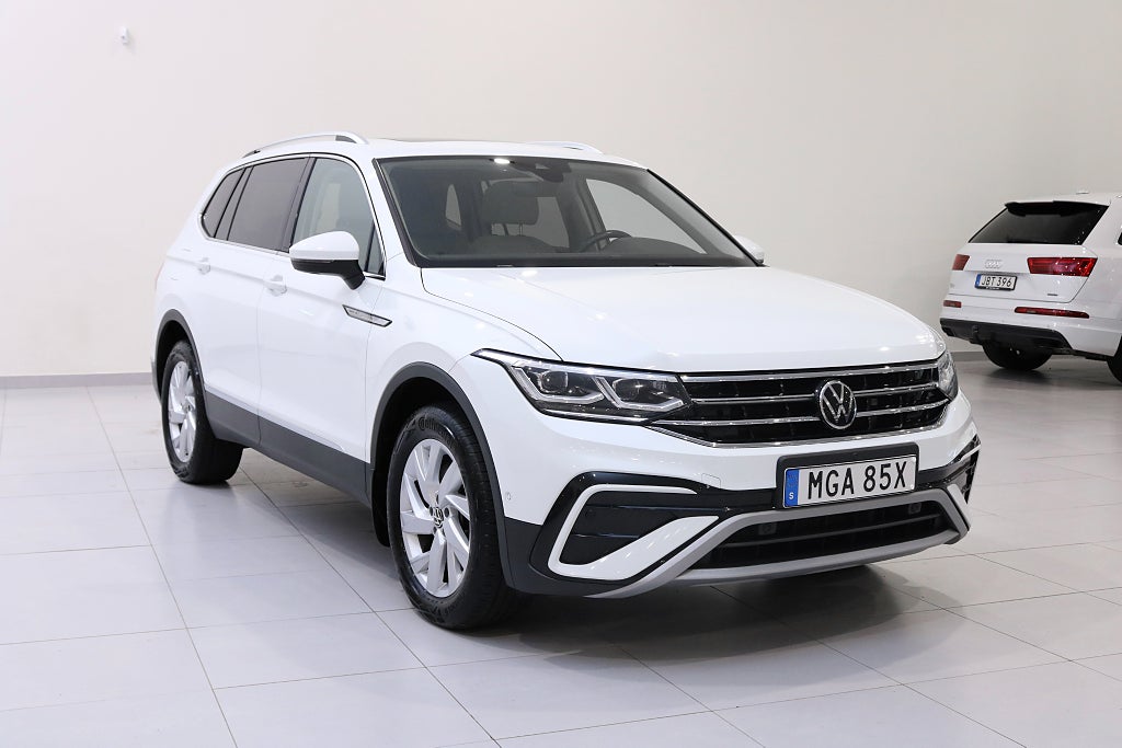 Volkswagen Tiguan Allspace 2.0 TDI 4Motion Elegance/ Drag / Värmare / ACC