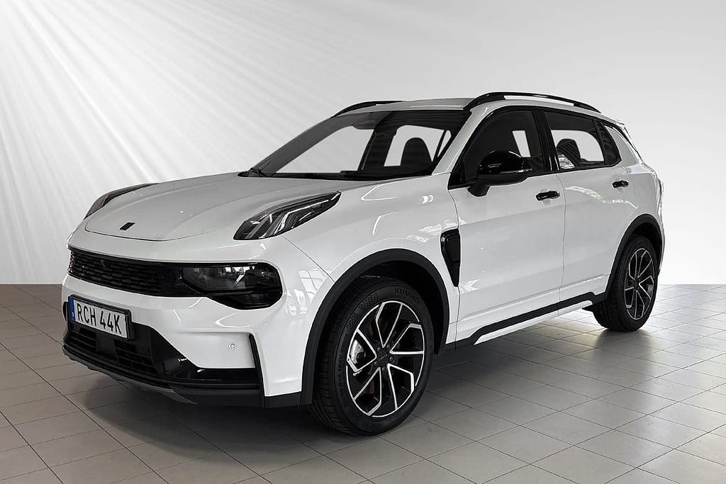 Lynk & Co 01 Core PHEV PL 3595:-/mån