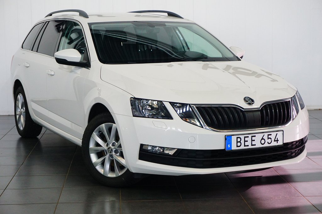 Skoda Octavia Kombi 1.0 TSI Ambition Drag PDC Bak Värmare