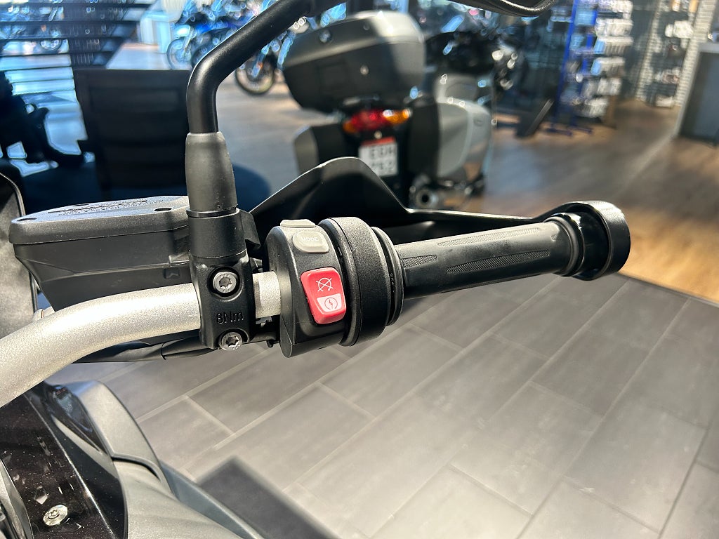 BMW R1200GS /3,45%/Exclusive/3st Vario-väskor/2306 mil