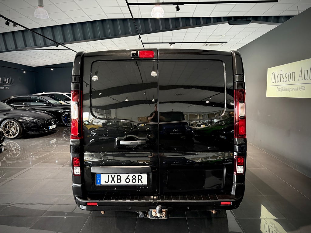 Renault trafic Skåpbil 3.0t 2.0 170hk dCi EDC  Racing Spirit - bild 17