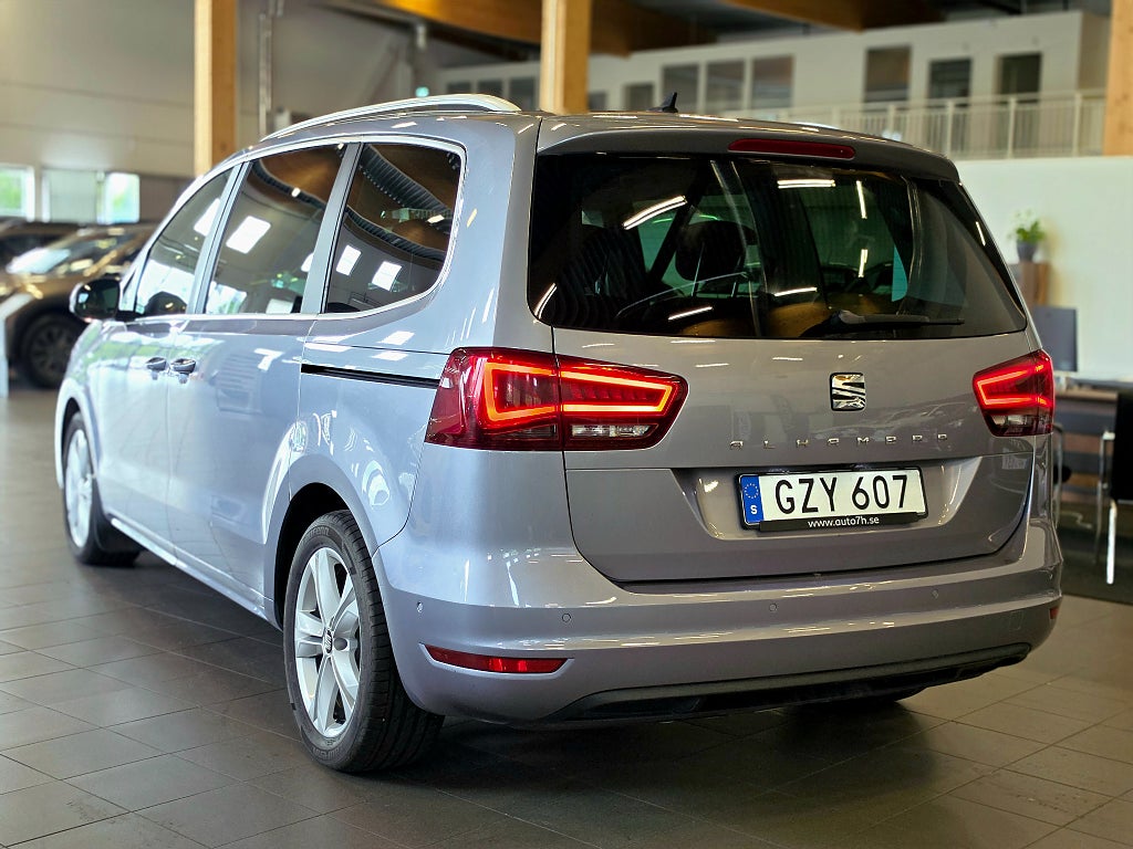 Seat Alhambra 7-sits 2.0 TDI DSG Automat /Panorama/Drag /3,45% ränta