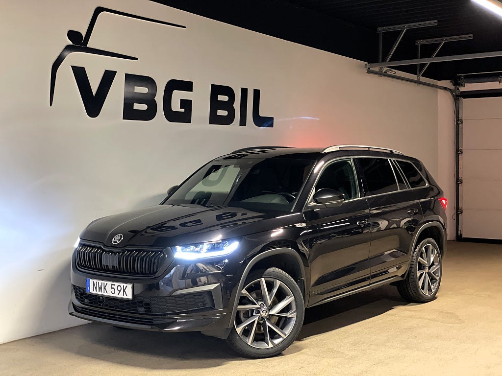 Skoda Kodiaq 2.0 TSI DSG 4x4 Sportline 7sits Cockpit Drag Värmare 