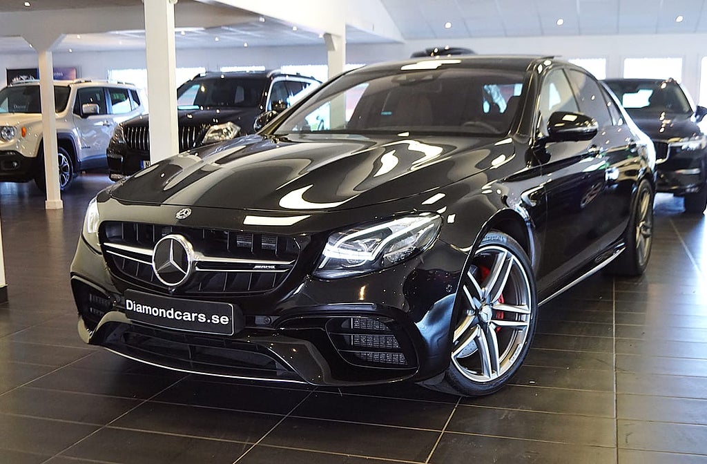Mercedes-Benz E63 S AMG 63 S AMG 4MATIC+ Panoramatak Burmester