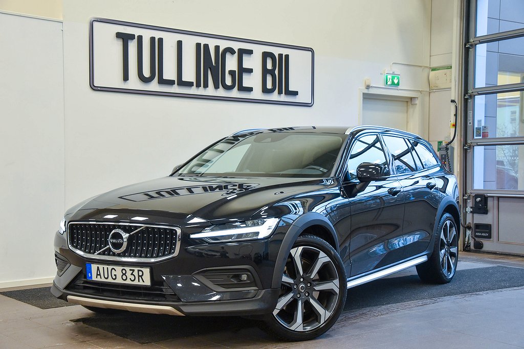 Volvo V60 Cross Country B4 AWD Läder B&W Kamera VoC 20''