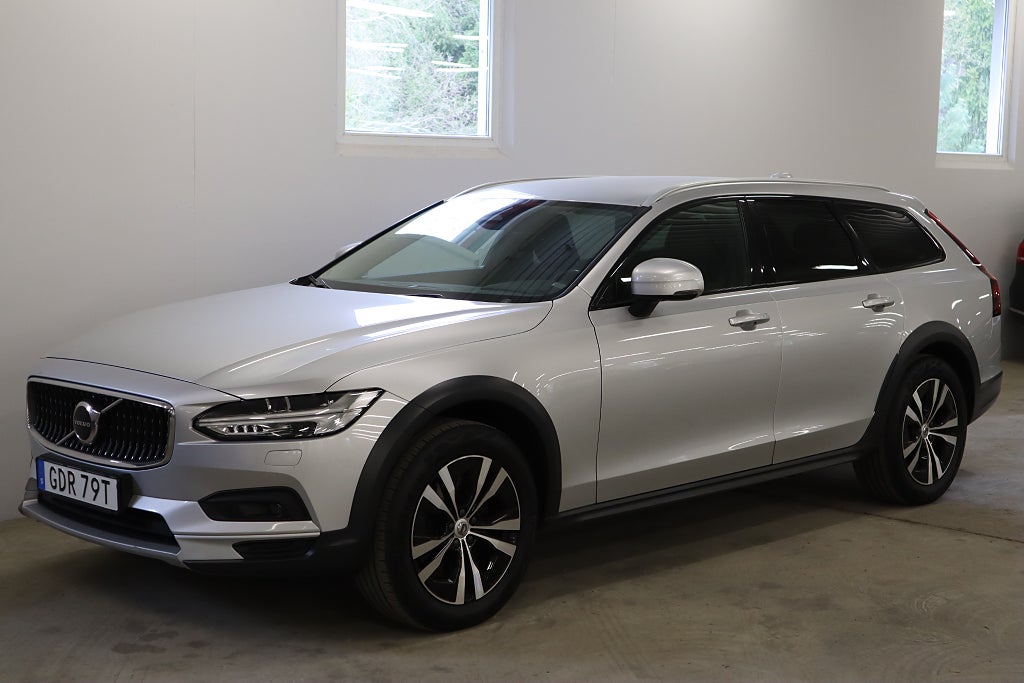 Volvo V90 Cross Country B4 AWD Momentum *Google/B-kamera (197HK)