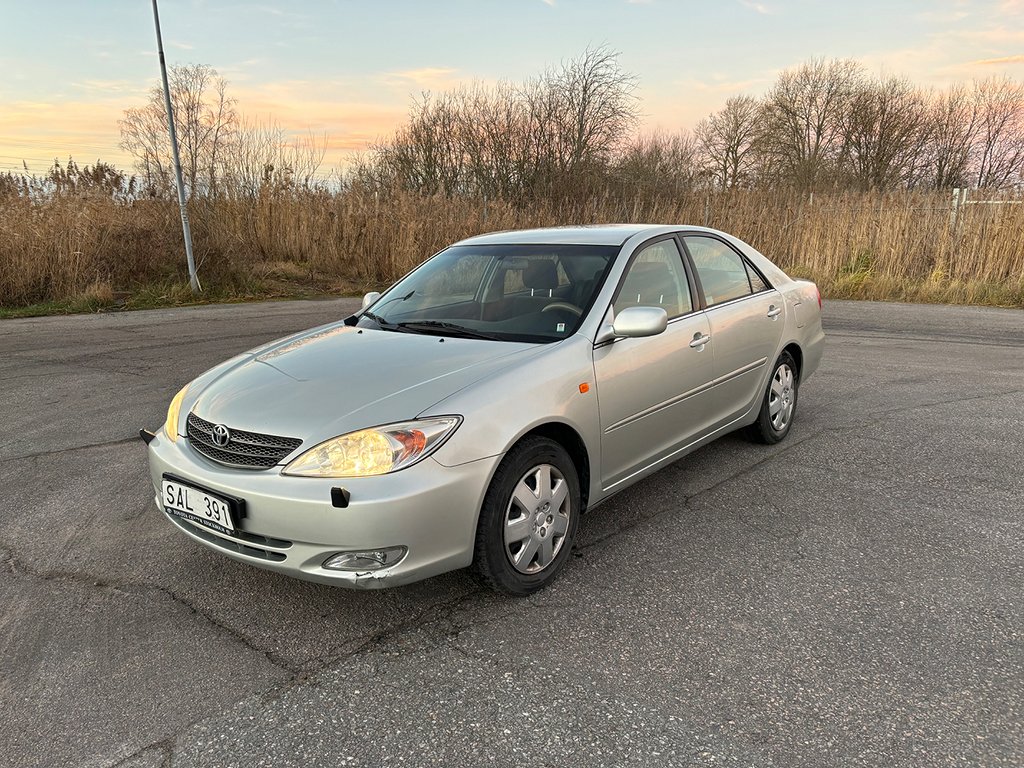 Toyota Camry Sedan 2.4 Automat 152hk