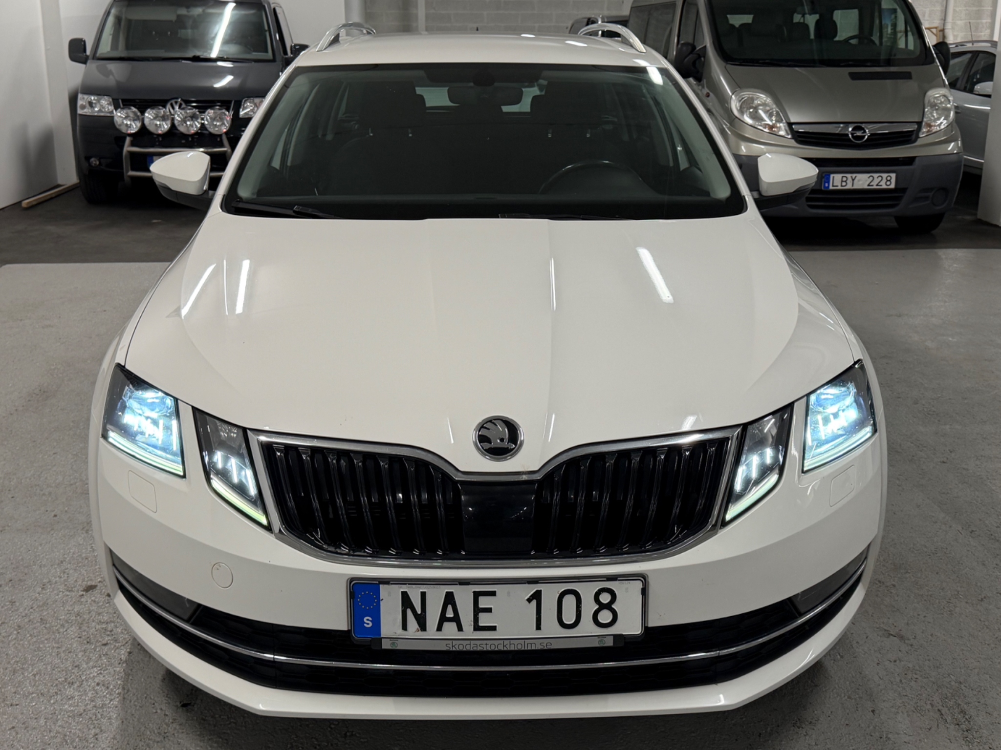 Skoda Octavia 2018, bild 2/48