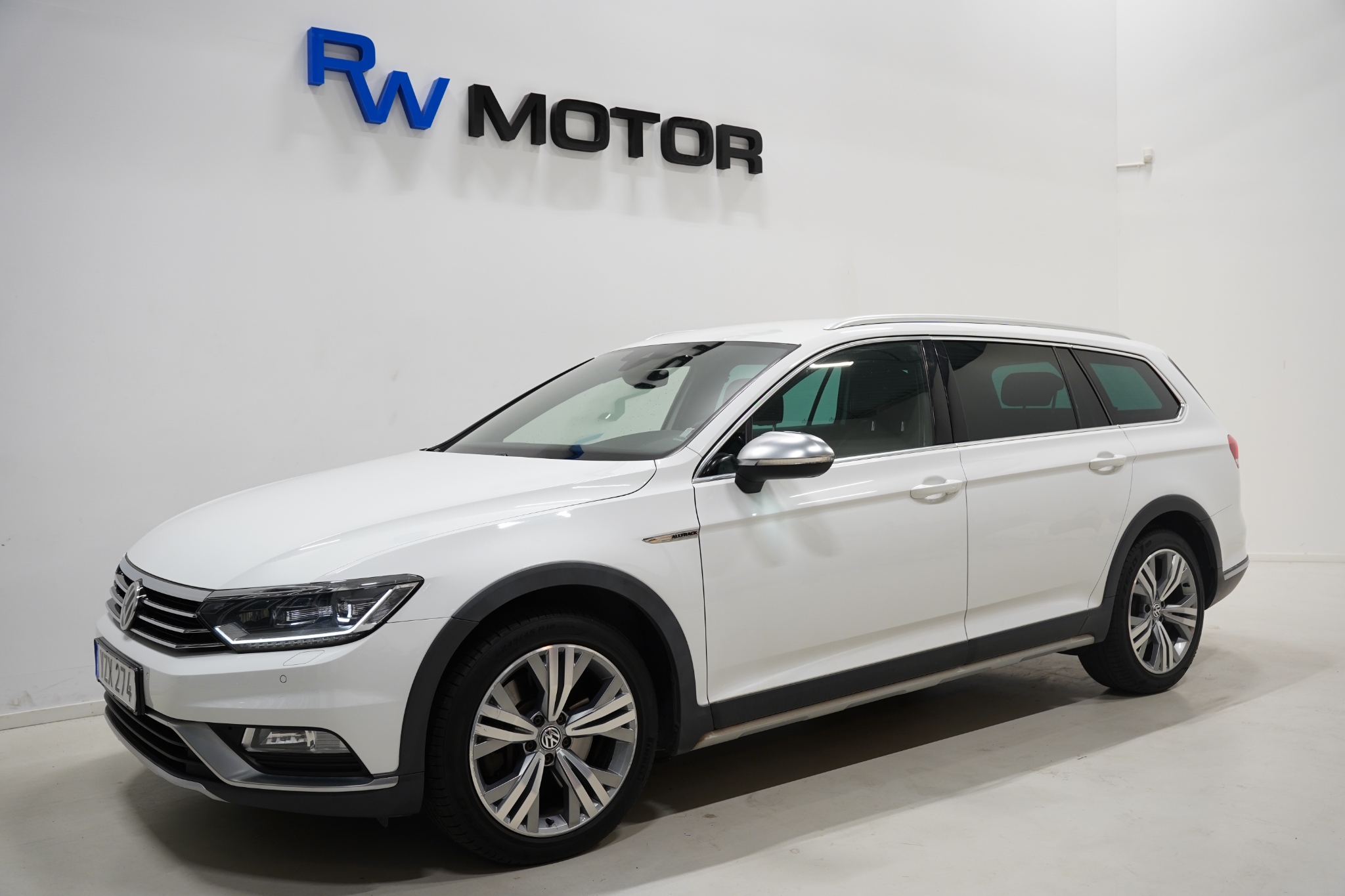 Volkswagen Passat 2018, bild 7/35