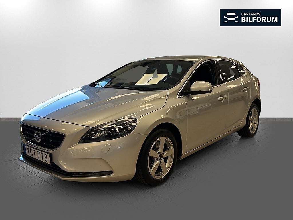 Volvo V40 D3 Momentum 