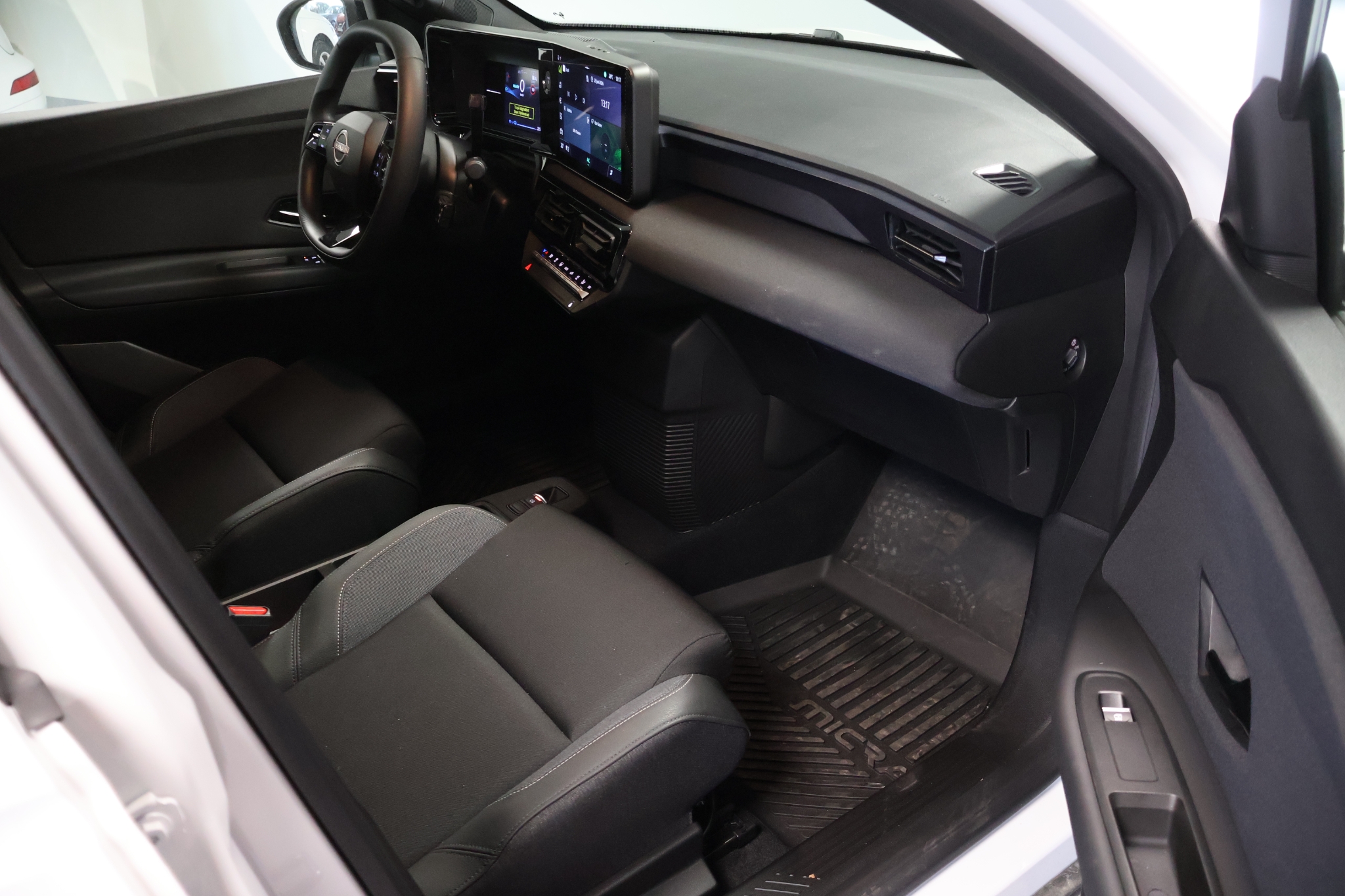 Nissan Micra 2026, bild 3/10