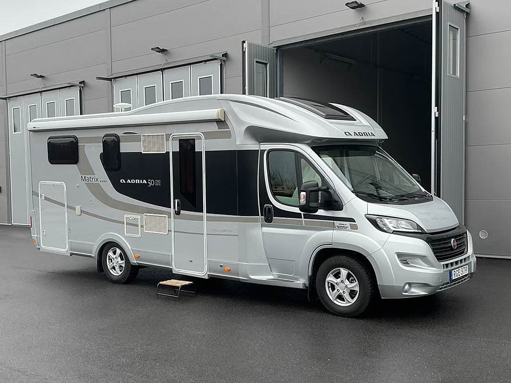 Adria Matrix M 670 SL Jubileum Långbädd / Taksäng *INKOMMANDE*