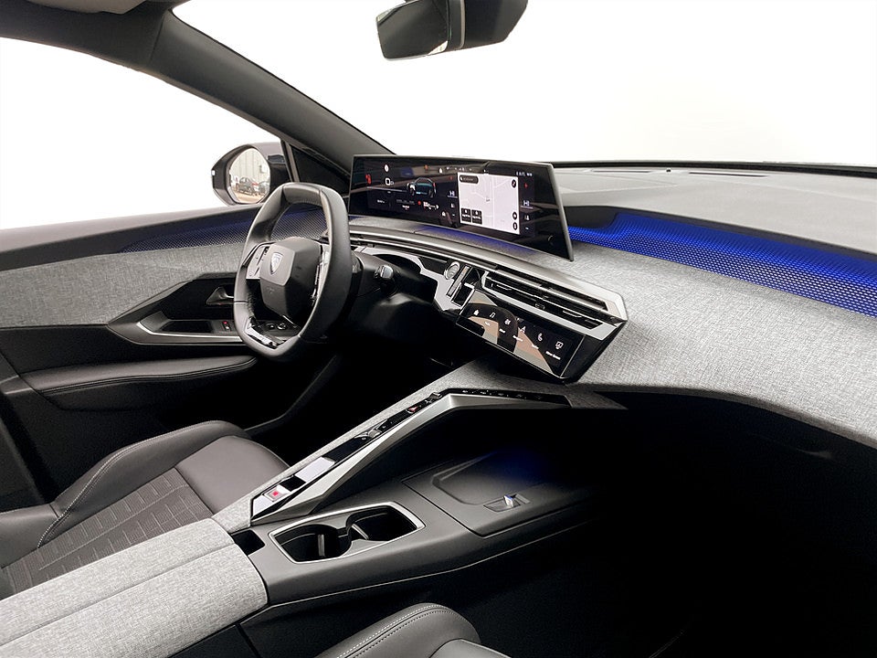 Bild på Peugeot 3008 GT Hybrid 145hk Aut B-KAMERA CARPLAY