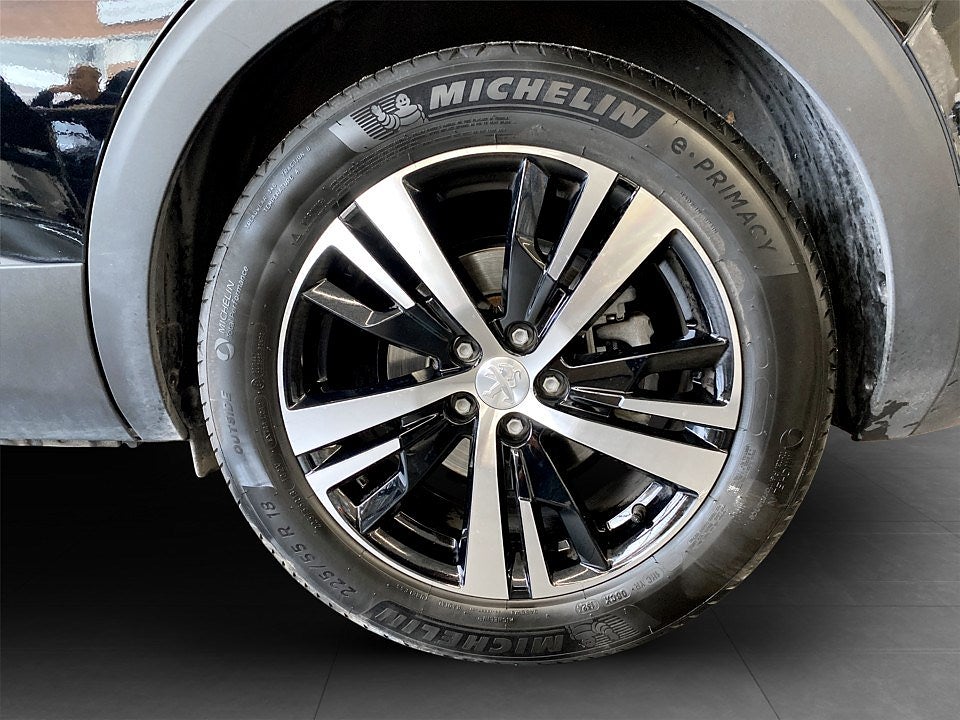 Bild på Peugeot 5008 GT 1.2 PT 130hk Aut - 7-SITS, B-KAMERA